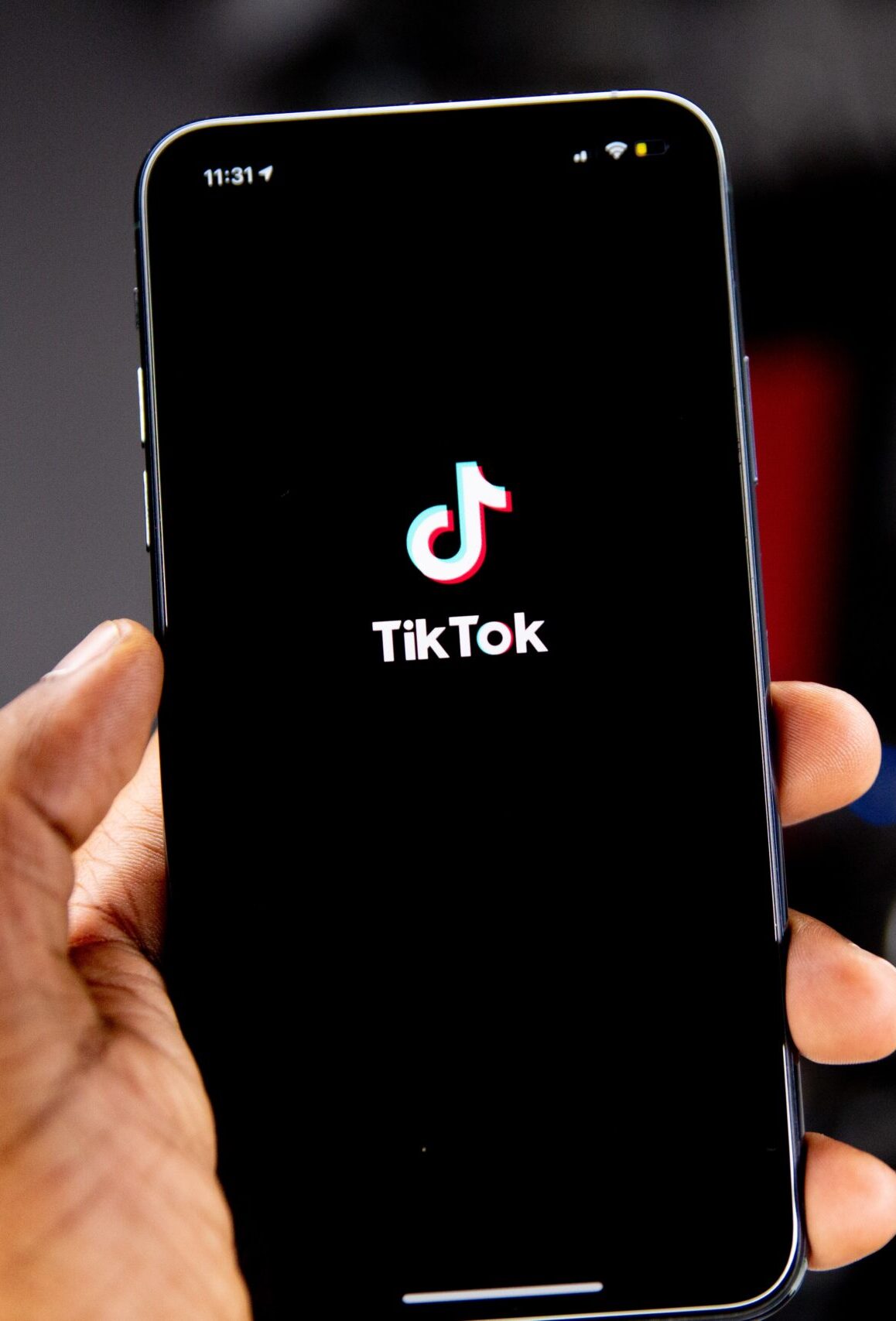 TikTok: Πρόστιμο – «μαμούθ» 12,7 εκατ. λιρών – Αφορά στα προσωπικά δεδομένα παιδιών κάτω των 13 ετών