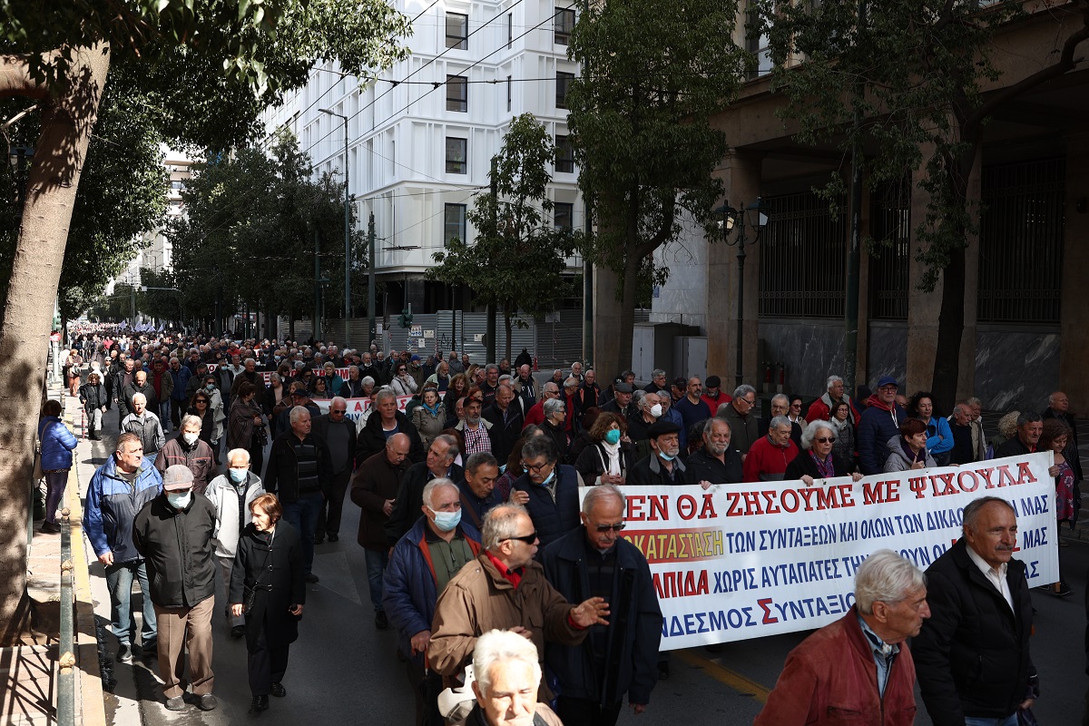 Κινητοποιήσεις συνταξιούχων – Συνάντηση στο Μαξίμου με Γραμματέα Πολιτικής Επιτροπής της ΝΔ