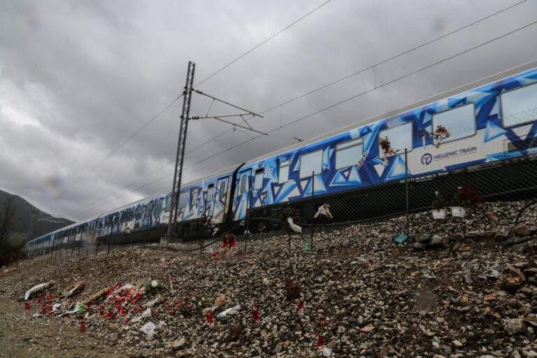Γεραπετρίτης για Τέμπη: Μετά το Πάσχα το πόρισμα για το σιδηροδρομικό δυστύχημα