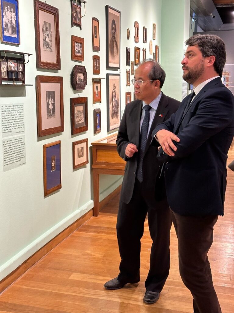 Στο Δήμαρχο Χανίων ο Πρέσβης της Λαϊκής Δημοκρατίας της Κίνας