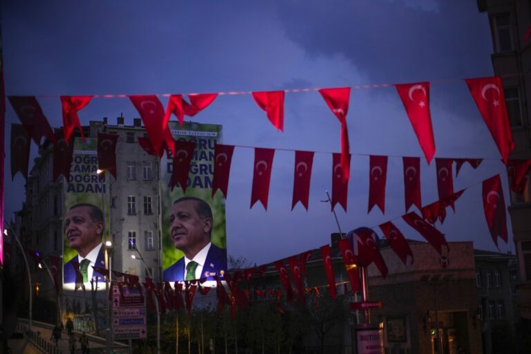 Α. Κλάψης, καθ. διπλωματίας: Θα δούμε και άλλου είδους ανοίγματα των ΗΠΑ προς την Τουρκία μετά τις εκλογές