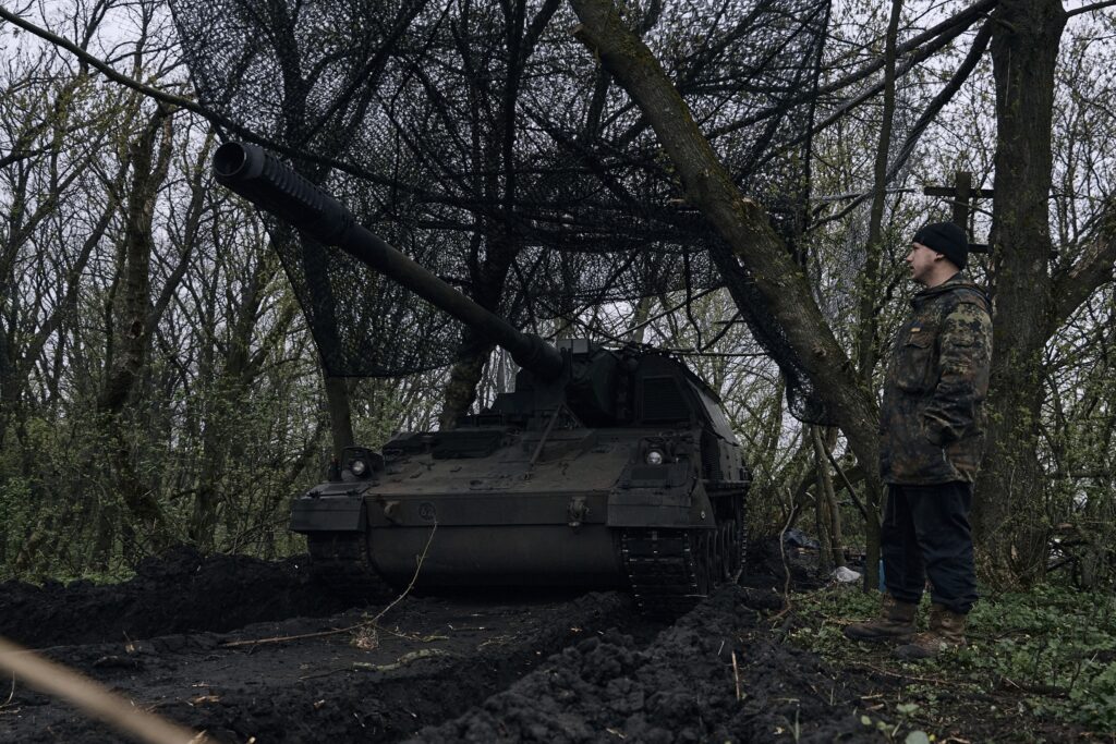Ουκρανία: Τέσσερις νεκροί και 10 τραυματίες από ουκρανικό βομβαρδισμό βόρεια του Ντονέτσκ