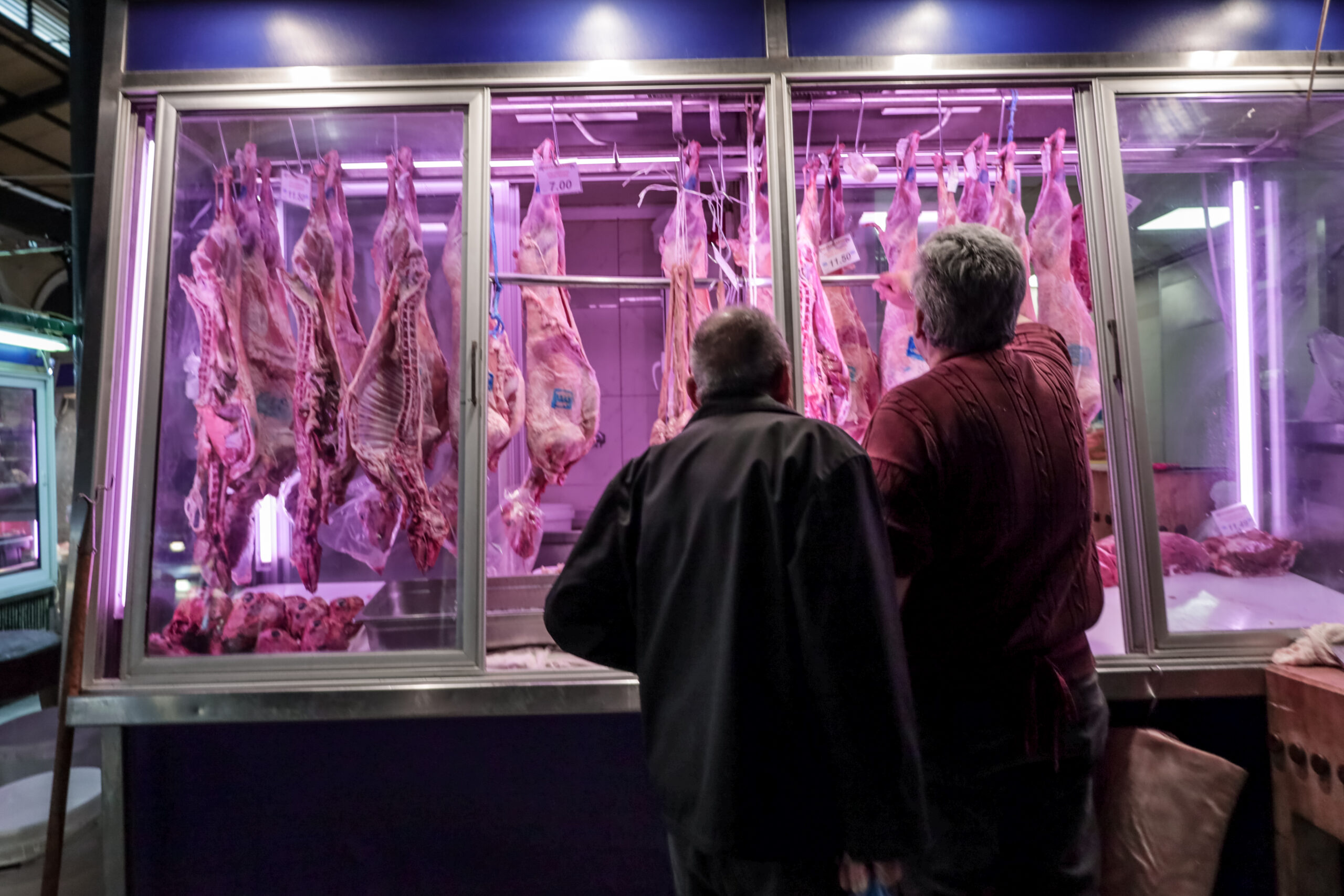 Ενίσχυση ελέγχων στην αγορά και καλάθι του Πάσχα στη μάχη της συγκράτησης των τιμών