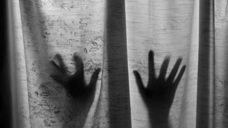 Ηράκλειο: Φρίκη από τις καταγγελίες για ομαδικούς βιασμούς και ξυλοδαρμούς σε βάρος 17χρονου σε κατάστημα κράτησης νέων του Βόλου
