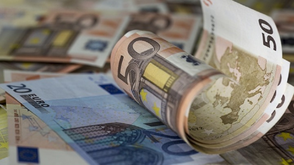 e-ΕΦΚΑ: Επιστροφή εισφορών, ύψους 20,3 εκατ. ευρώ, σε χιλιάδες επαγγελματίες