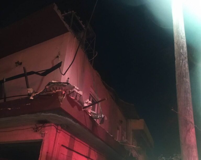 Ηράκλειο: Συναγερμός για πτώση μπαλκονιού στη Ν. Αλικαρνασσό τα ξημερώματα