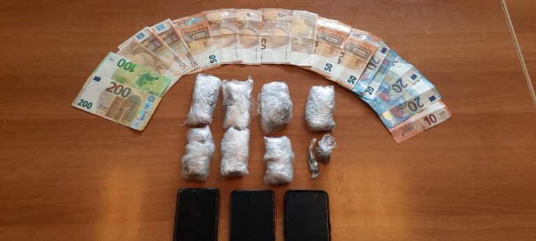 Ηράκλειο: Χειροπέδες σε δύο Σύρους για διακίνηση ναρκωτικών – Συνελήφθη επ’ αυτοφώρω και ο αγοραστής
