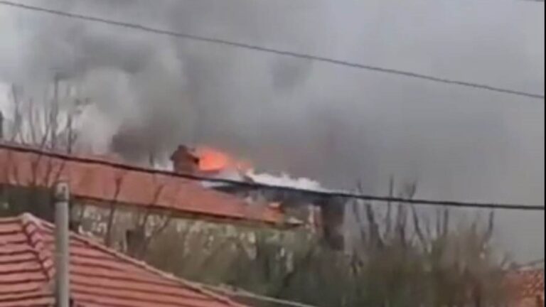 Ιωάννινα: Κάηκε το σπίτι ηλικιωμένης – Την έσωσαν οι κάτοικοι του χωριού