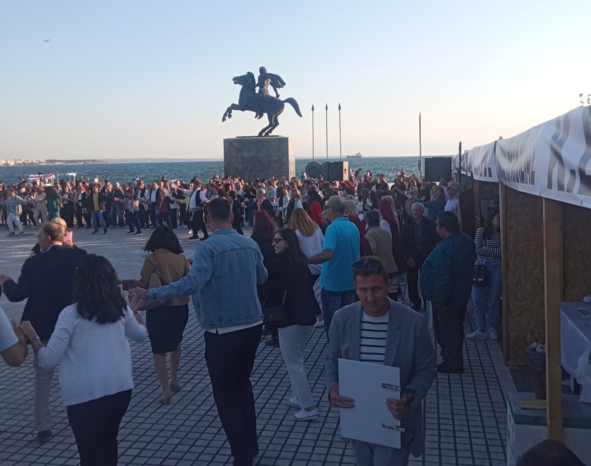 Σέρρες: Γεύσεις, ακούσματα και χοροί της Ηράκλειας στη νέα παραλία Θεσσαλονίκης