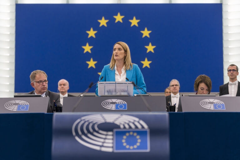 ΕΚ: Ρ. Μετσόλα για ευρωεκλογές: «Γίνετε μέρος της μεγαλύτερης δημοκρατικής άσκησης στην Ευρώπη»