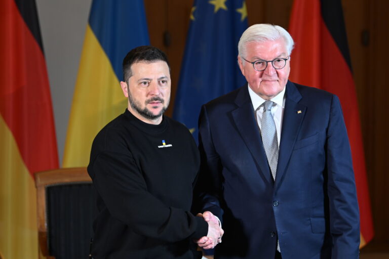 Επίσκεψη του Βολοντίμιρ Ζελένκσι στη Γερμανία που ενέκρινε στρατιωτική βοήθεια στην Ουκρανία