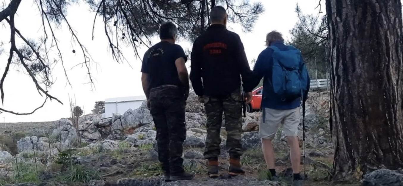 Κρήτη: Αίσιο τέλος στην επιχείρηση εντοπισμού Γερμανού τουρίστα στα Σφακιά (photos)