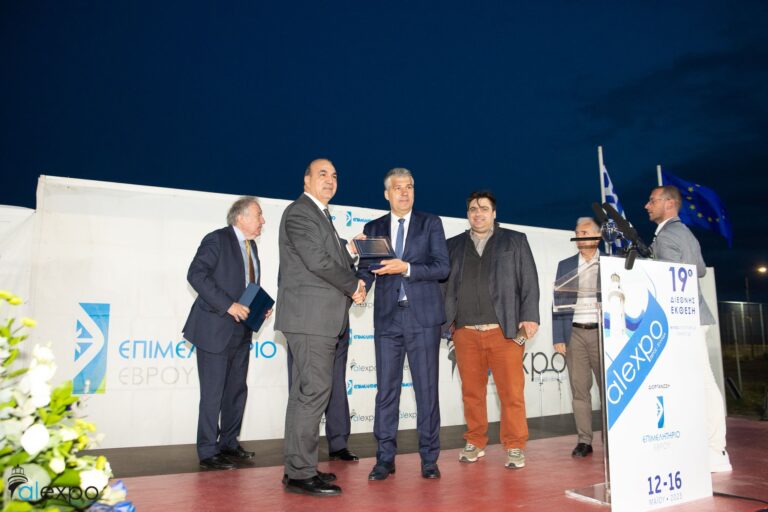 Αλεξανδρούπολη: «Αυλαία» αύριο για την 9η Εμπορική Έκθεση – Τοψίδης: «Αντέξαμε, αντέχουμε και θα αντέχουμε»