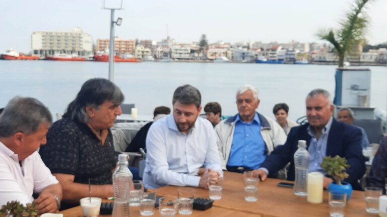 Συνάντηση Ανδρουλάκη- Σωματείου Ναυτικών της Χίου Συνάντηση Ανδρουλάκη- Σωματείου Ναυτικών της Χίου