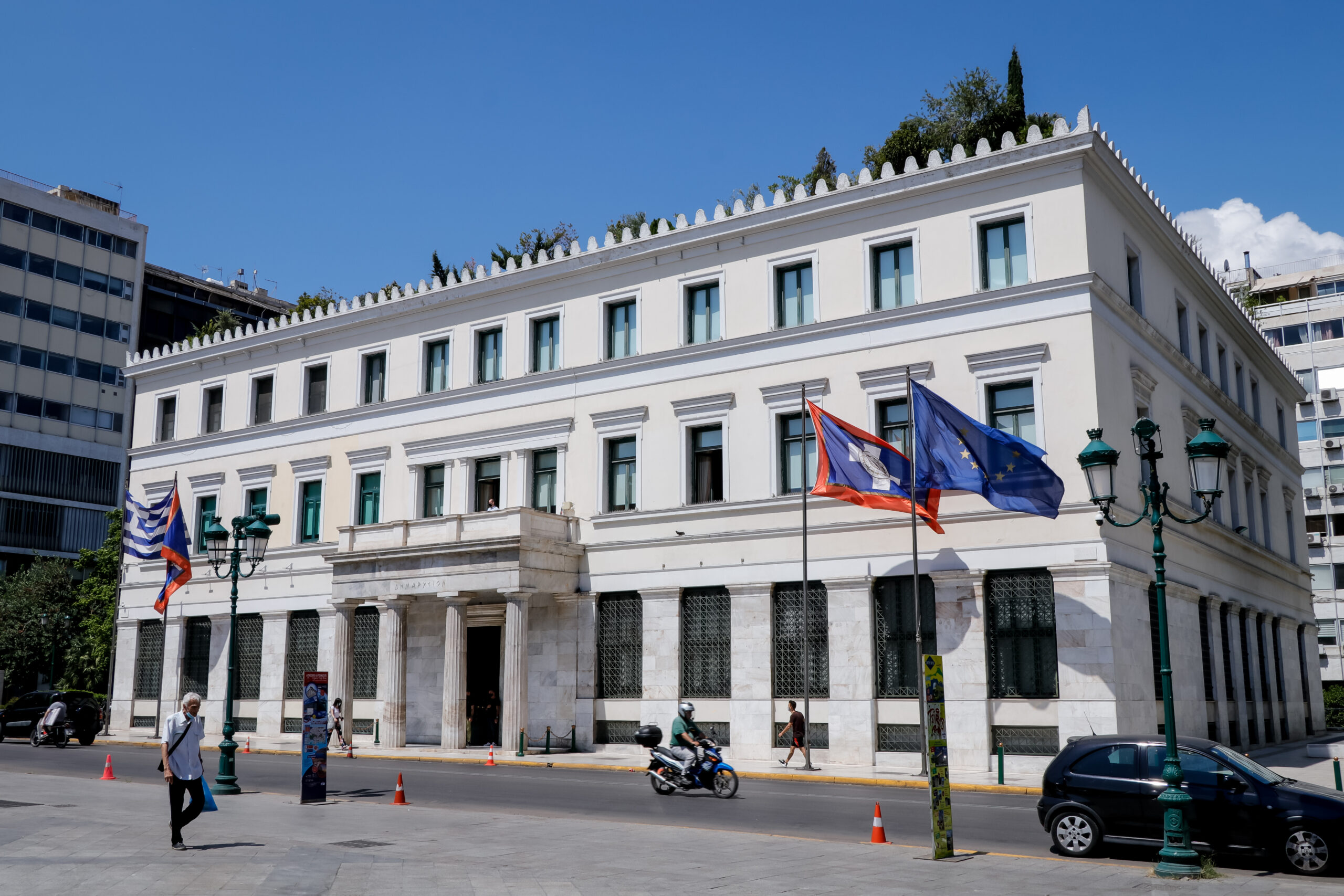 Δημοτικό συμβούλιο της Αθήνας: Ψήφισμα υπέρ της άμεσης απελευθέρωσης του Φρ. Μπελέρη και του Π. Κοκαβέση