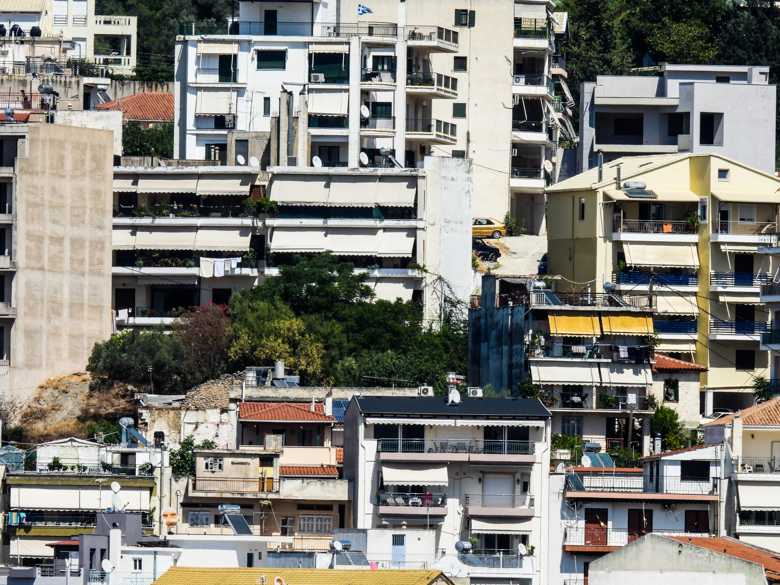 Πρόγραμμα «Σπίτι μου»: Προέγκριση σε 3.585 από 5.800 αιτήσεις – ΔΥΠΑ: Το ποσό των 150.000 ευρώ αφορά το όριο του δανείου