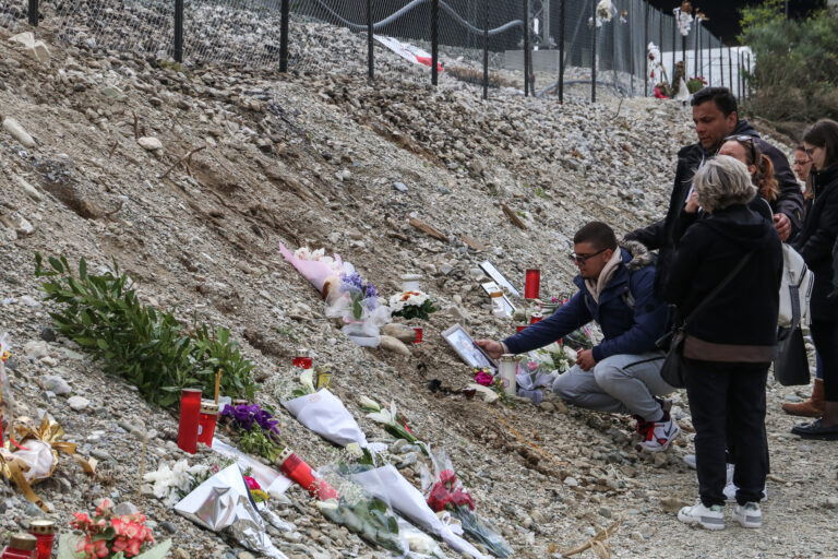 Να τιμωρηθούν οι υπεύθυνοι της τραγωδίας στα Τέμπη ζητούν οι συγγενείς των θυμάτων