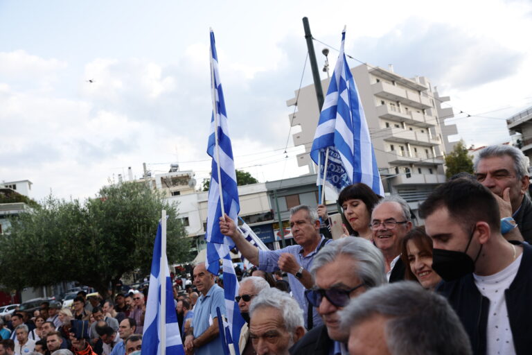 Προς τη δεύτερη κάλπη: «Στηρίξαμε την κοινωνία και μας επιβράβευσε» το μήνυμα Μητσοτάκη – Αλ. Τσίπρας: «Μάχη με στόχο την ανατροπή»