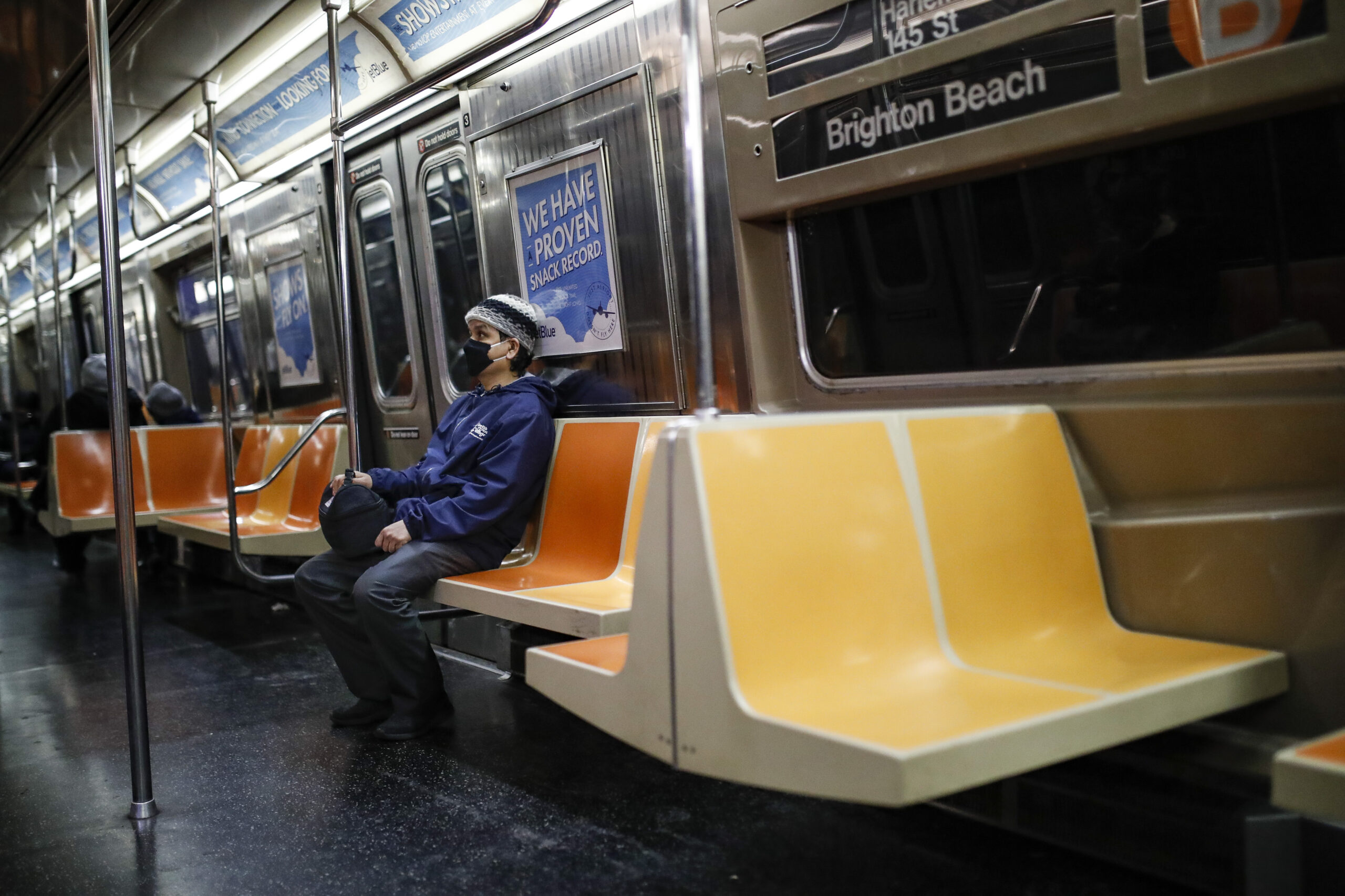 «Ανθρωποκτονία» χαρακτηρίστηκε ο στραγγαλισμός αστέγου από συνεπιβάτη στο μετρό της Ν. Υόρκης