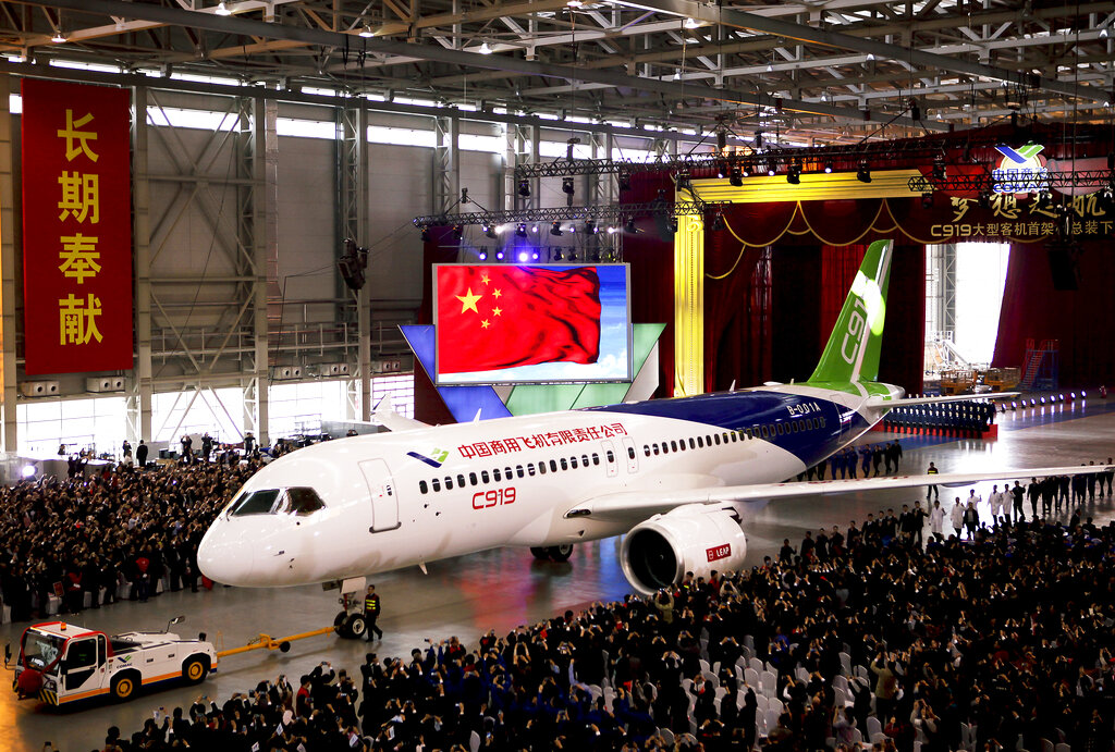 Παρθενική εμπορική πτήση για το C919 – Σχεδιάστηκε και κατασκευάζεται στην Κίνα