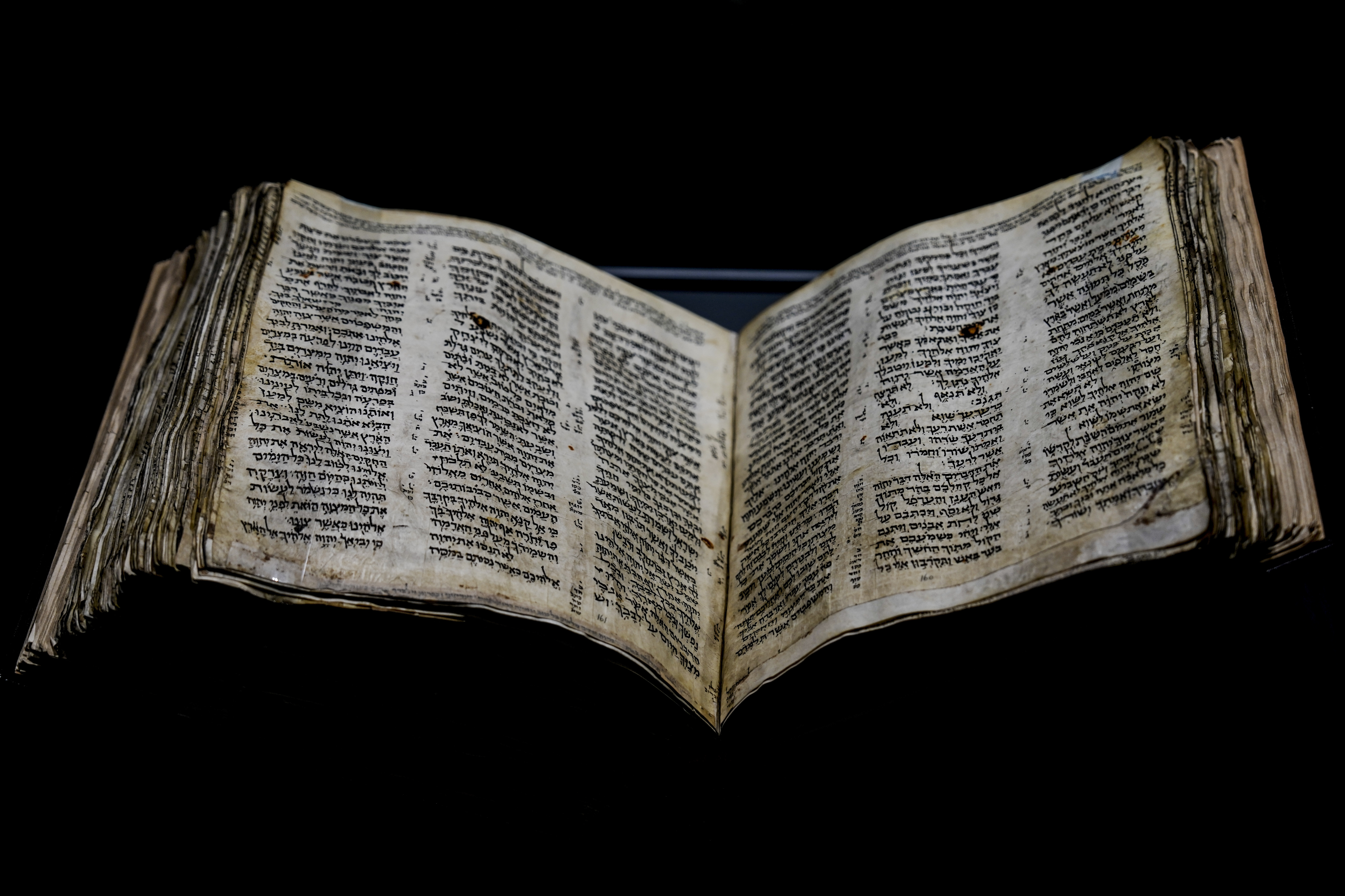 Israel Auction Hebrew Bible