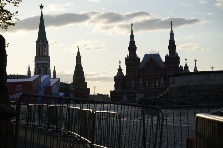 Κρεμλίνο: Καταγγέλλει απόπειρα δολοφονίας του Πούτιν με δύο drones – Βίντεο από τη στιγμή της «αποτυχημένης» επίθεσης