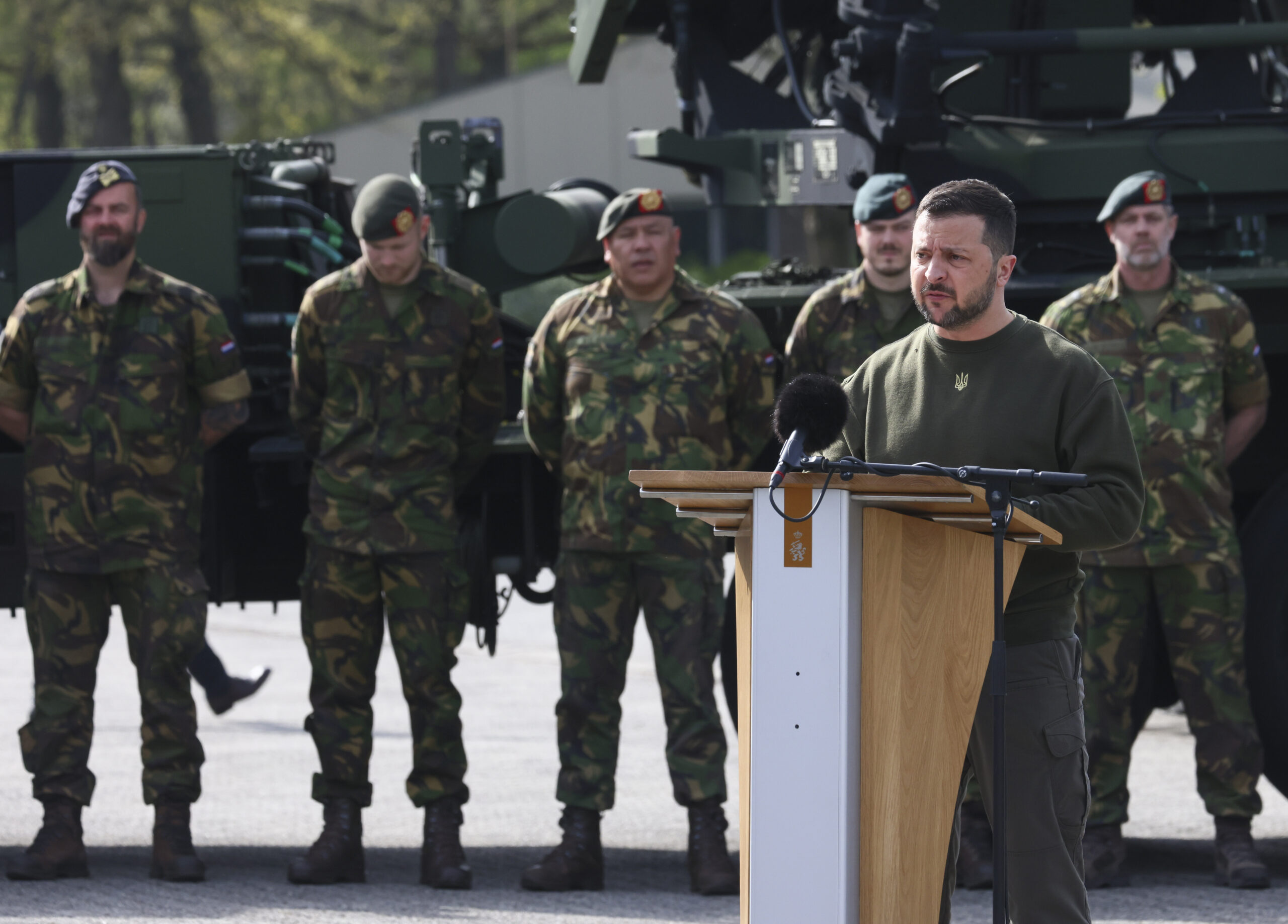 B. Ζελένσκι: Θα ανακαταληφθεί όλη η χώρα – Ουκρανικά στρατεύματα καταγράφουν εδαφικά κέρδη στην Μπαχμούτ