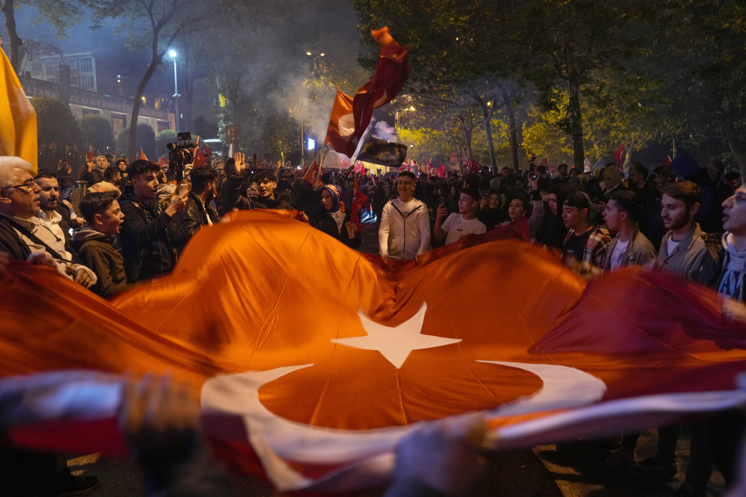 Οριστικά σε β’ γύρο θα κριθούν οι τουρκικές εκλογές – Δεν ξεπέρασε ο Ερντογάν το 50+1