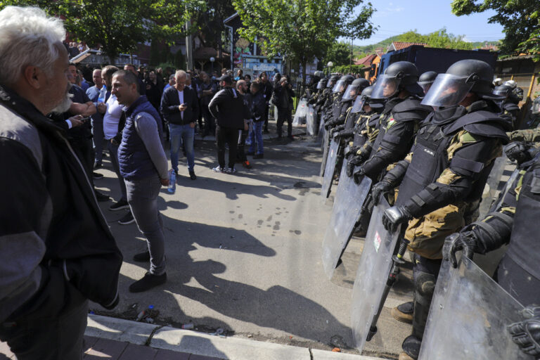 25 ειρηνευτές υπό την ηγεσία του ΝΑΤΟ τραυματίστηκαν στο Κοσσυφοπέδιο σε συγκρούσεις με Σέρβους