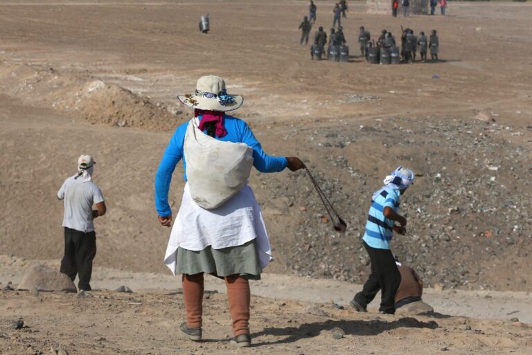 Εργάτες έχασαν τη ζωή τους σε ορυχείο χρυσού στο Περού
