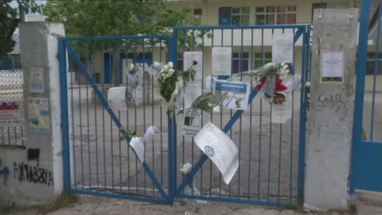 Υπόθεση 11χρονου Μάριου: Ενώπιον της δικαιοσύνης δύο νεαροί για το θάνατό του – Εκκλήσεις για τους «πιστολέρο» του Μενιδίου