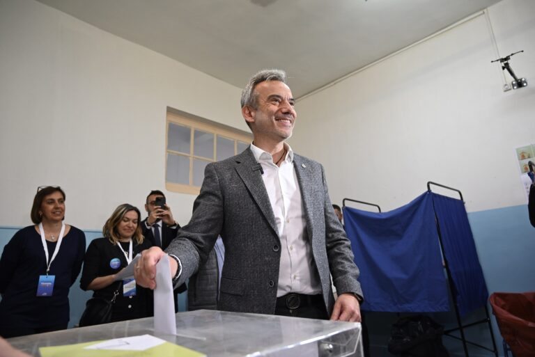 Θεσσαλονίκη: Ψήφισε ο δήμαρχος Κωνσταντίνος Ζέρβας