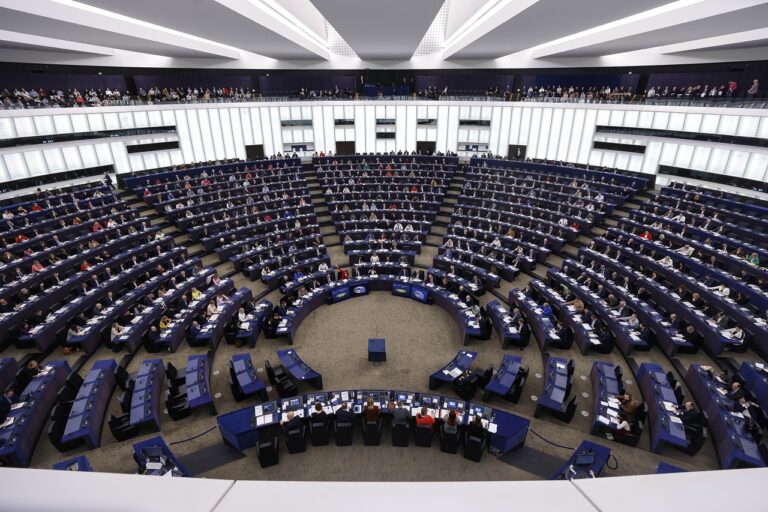 Ευρωπαϊκό Κοινοβούλιο:  Επιστροφή στο παλιό της όνομα συζητά η ομάδα της Προοδευτικής Συμμαχίας των Σοσιαλιστών και Δημοκρατών