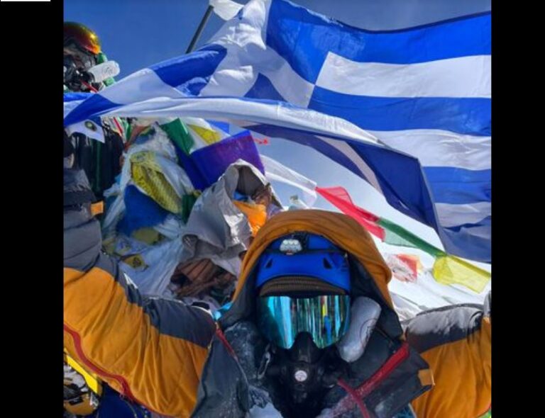 Στην κορυφή του Έβερεστ ανέβηκε ο Μάριος Γιαννακού – Η ανάρτηση του Έλληνα ορειβάτη