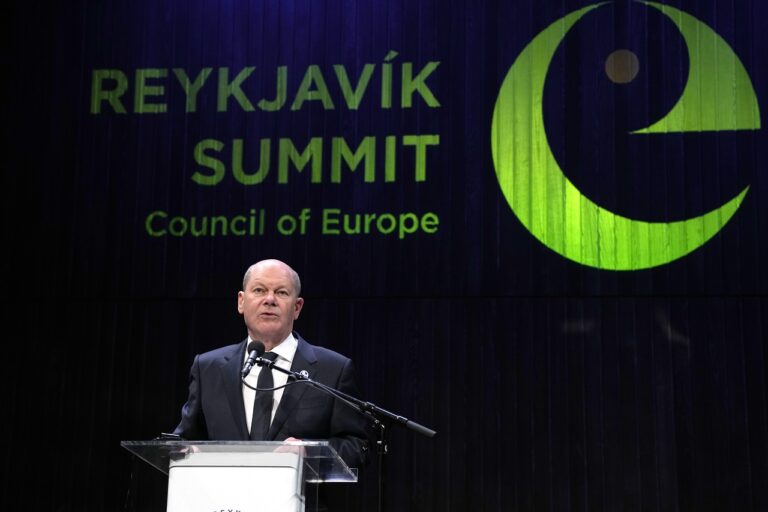 Όλαφ Σολτς: Έκκληση να διατηρηθούν οι γέφυρες επικοινωνίας για μια άλλη Ρωσία και Λευκορωσία