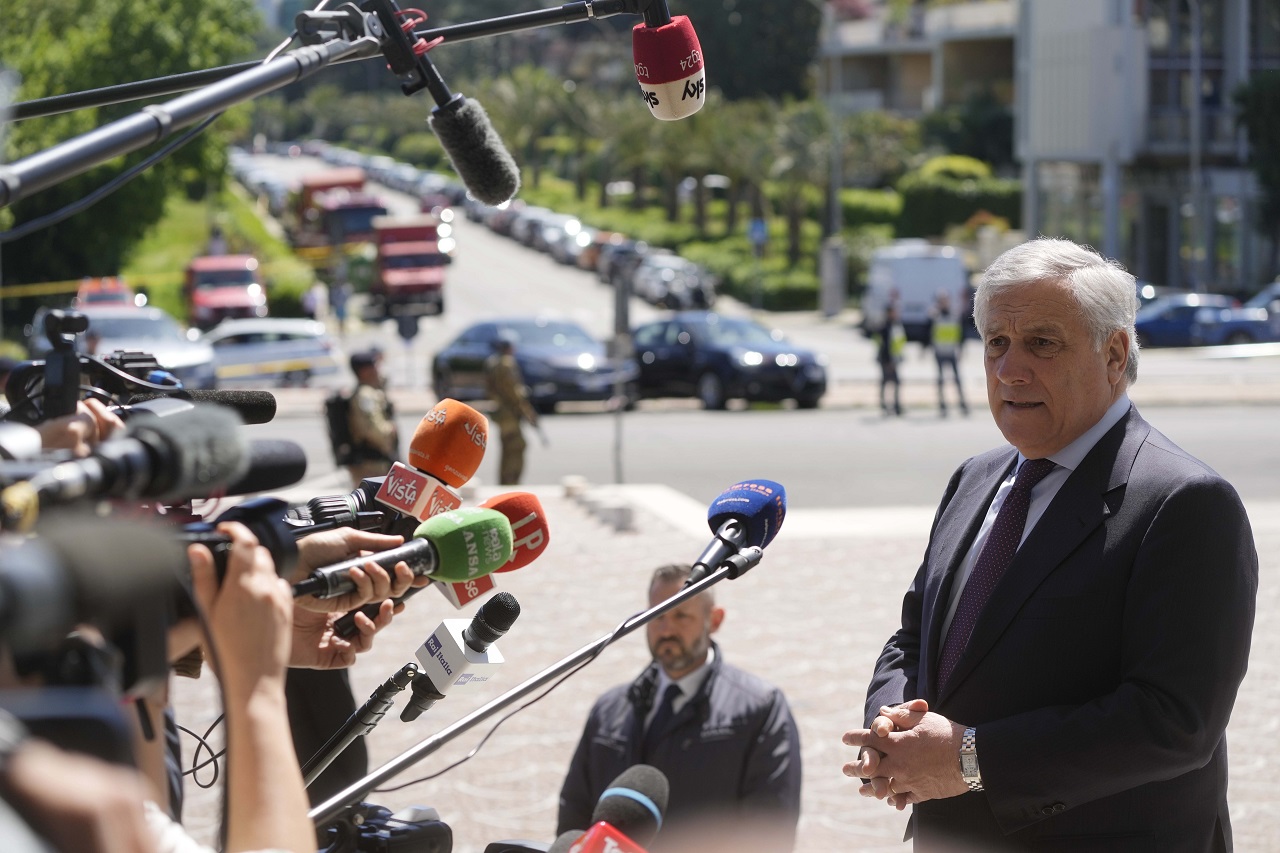 Α. Ταγιάνι: Η ταχεία ένταξη των Δυτικών Βαλκανίων στην E.E είναι προς το συμφέρον μας
