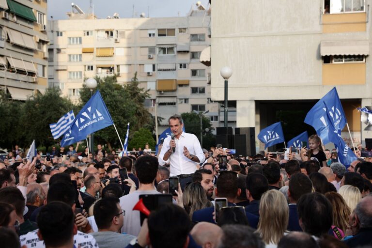 Ξεκίνησε η νέα προεκλογική περίοδος – Διήμερη περιοδεία Μητσοτάκη στην Κρήτη
