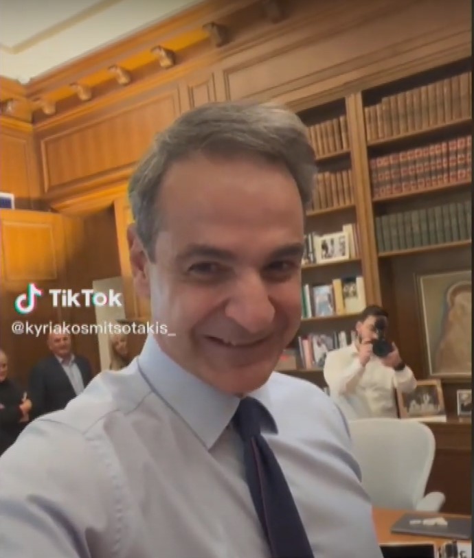 Mhtsotakis tik-tok