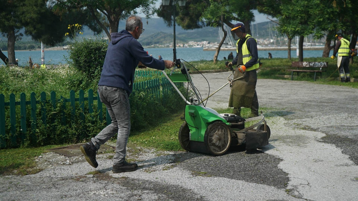 Βόλος: Ξεκίνησε ο ευπρεπισμός του πάρκου του Αγίου Κωνσταντίνου