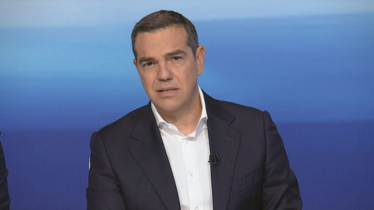 Τσίπρας στο debate για Τέμπη: Ένα κομματικό ρουσφέτι οδήγησε στο θάνατο 57 ανθρώπους