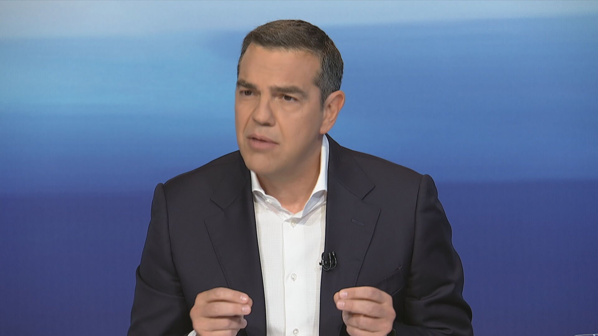 Τσίπρας στο debate: Το προσφυγικό δεν θα λυθεί με τους φράχτες που υπάρχουν