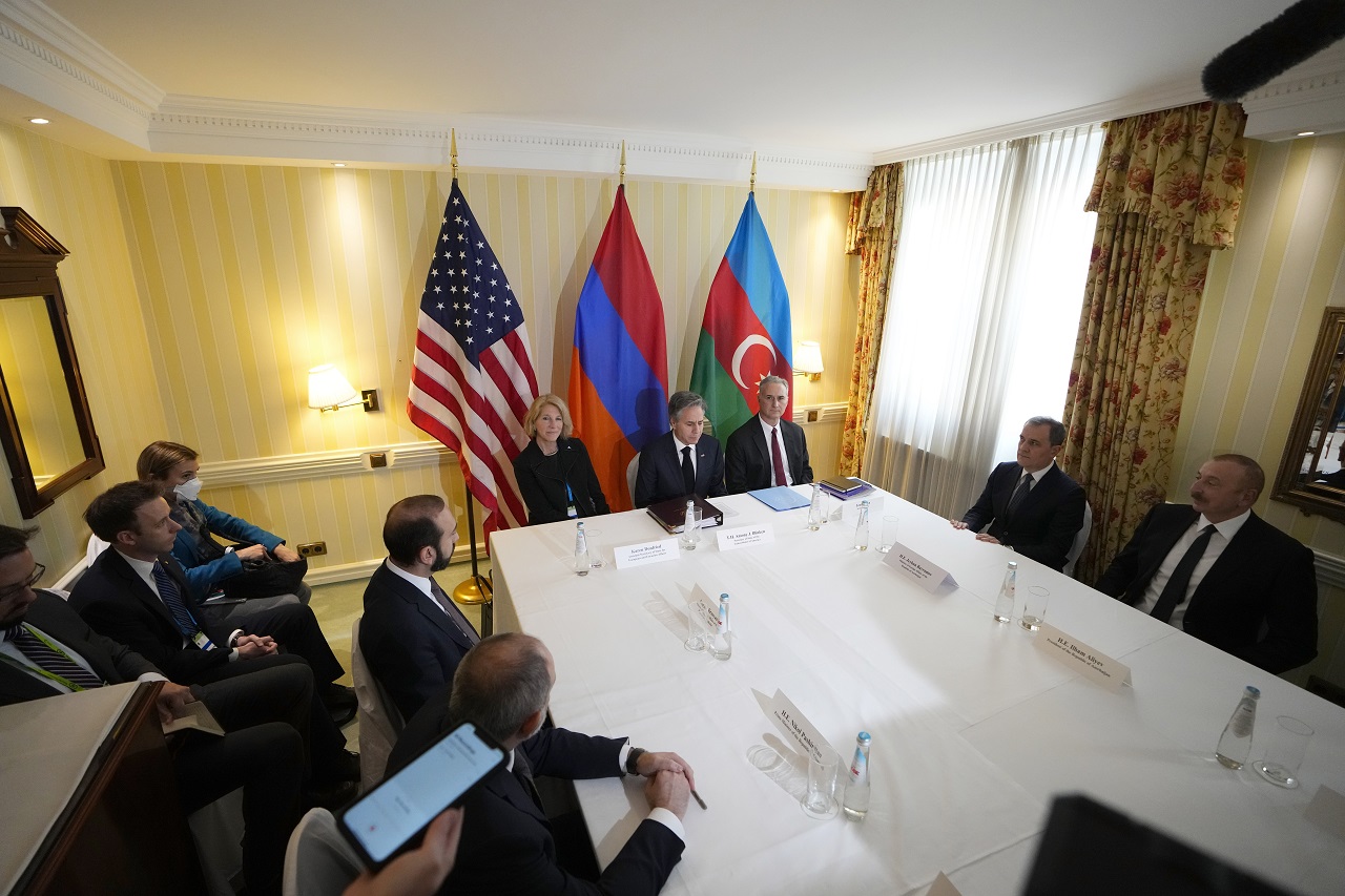 ΗΠΑ: Αρμενία και Αζερμπαϊτζαν ξεκίνησαν ειρηνευτικές διαπραγματεύσεις στην Ουάσιγκτον
