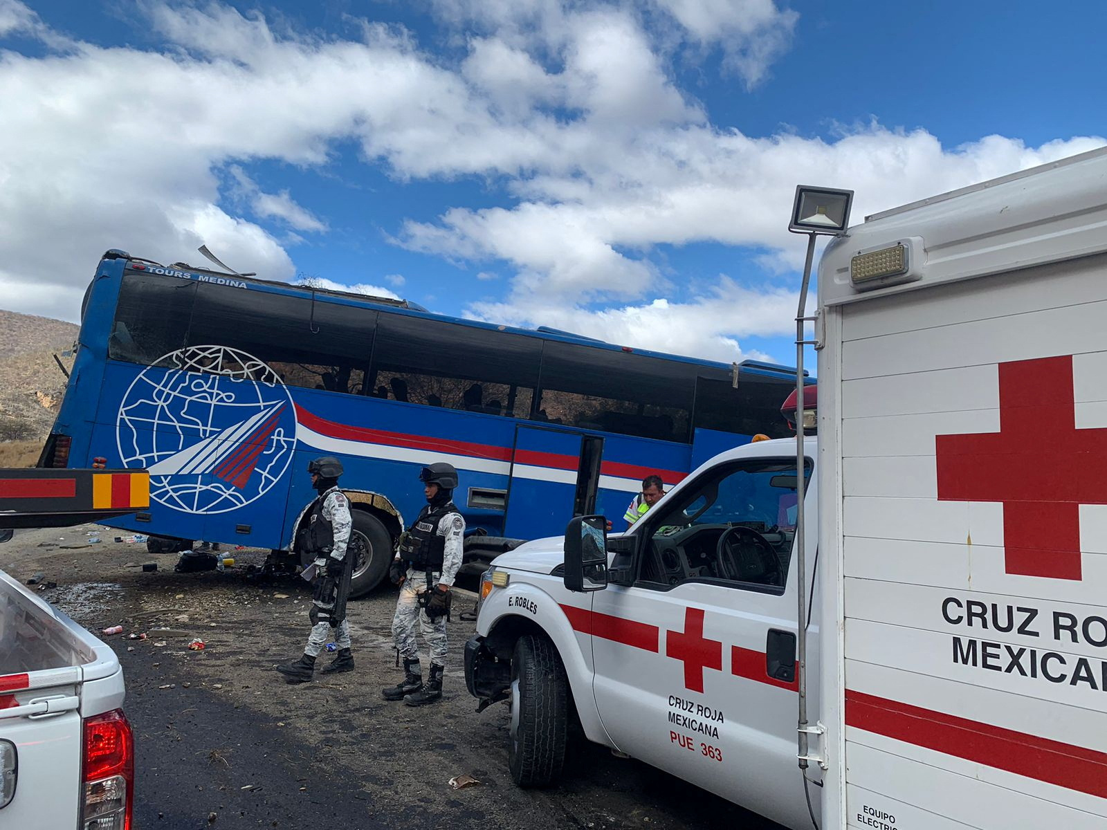 Δυστύχημα στο Μεξικό – 18 νεκροί απο πτώση λεωφορείου σε χαράδρα