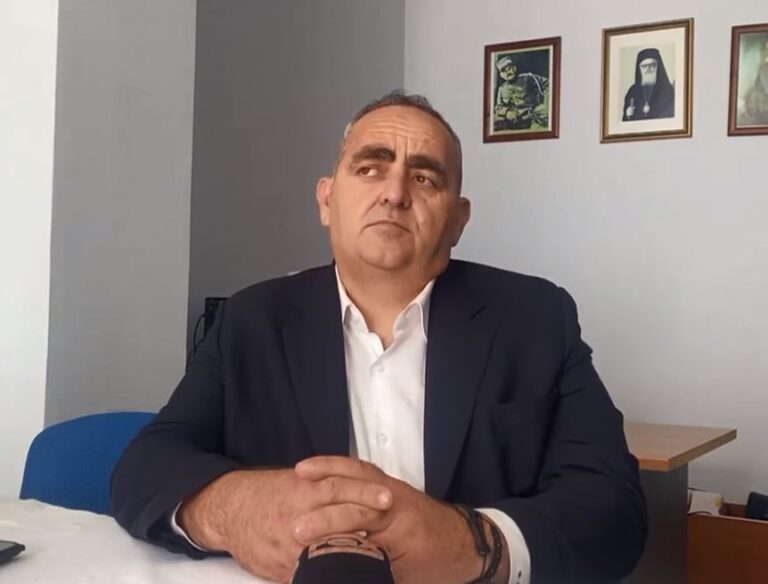 Ο Φρέντι Μπελέρης καθαιρέθηκε από δήμαρχος Χειμάρρας