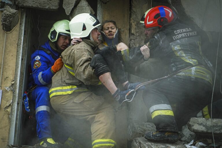 Ουκρανία: Χτυπήθηκε νοσοκομείο στην πόλη Ντνίπρο – Ένας νεκρός και δεκαπέντε τραυματίες ο μέχρι στιγμής απολογισμός