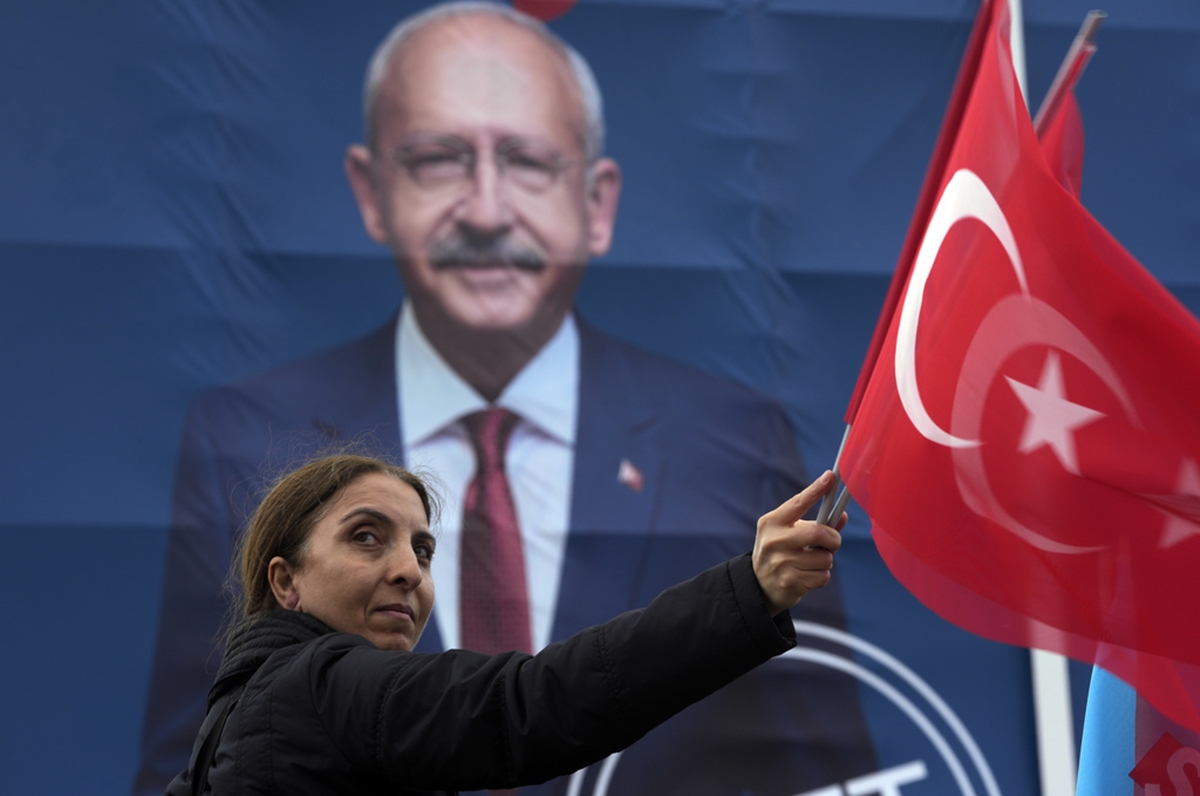 Τουρκία: Δημοσκόποι δίνουν την πρωτιά στον Κιλιτσντάρογλου – Προειδοποίηση για απόπειρα δολοφονίας του από έγκριτο δημοσιογράφο