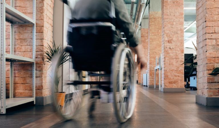 Επιδοτούμενα προγράμματα επαγγελματικής κατάρτισης: Οι οριστικοί πίνακες κατάταξης για άνεργους με αναπηρία