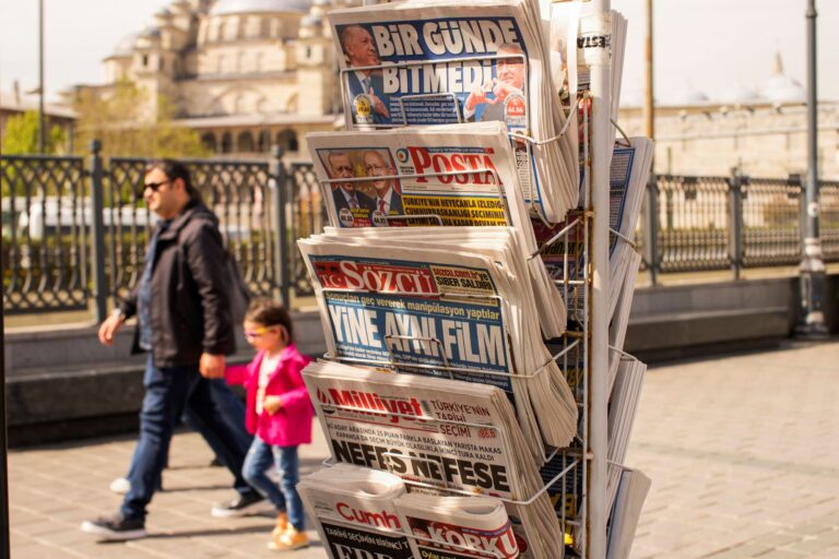 Εκλογές στην Τουρκία: Β’ γύρος μέσα σε έντονο κλίμα πόλωσης – Ανησυχία για την οικονομία, τι λένε αναλυτές