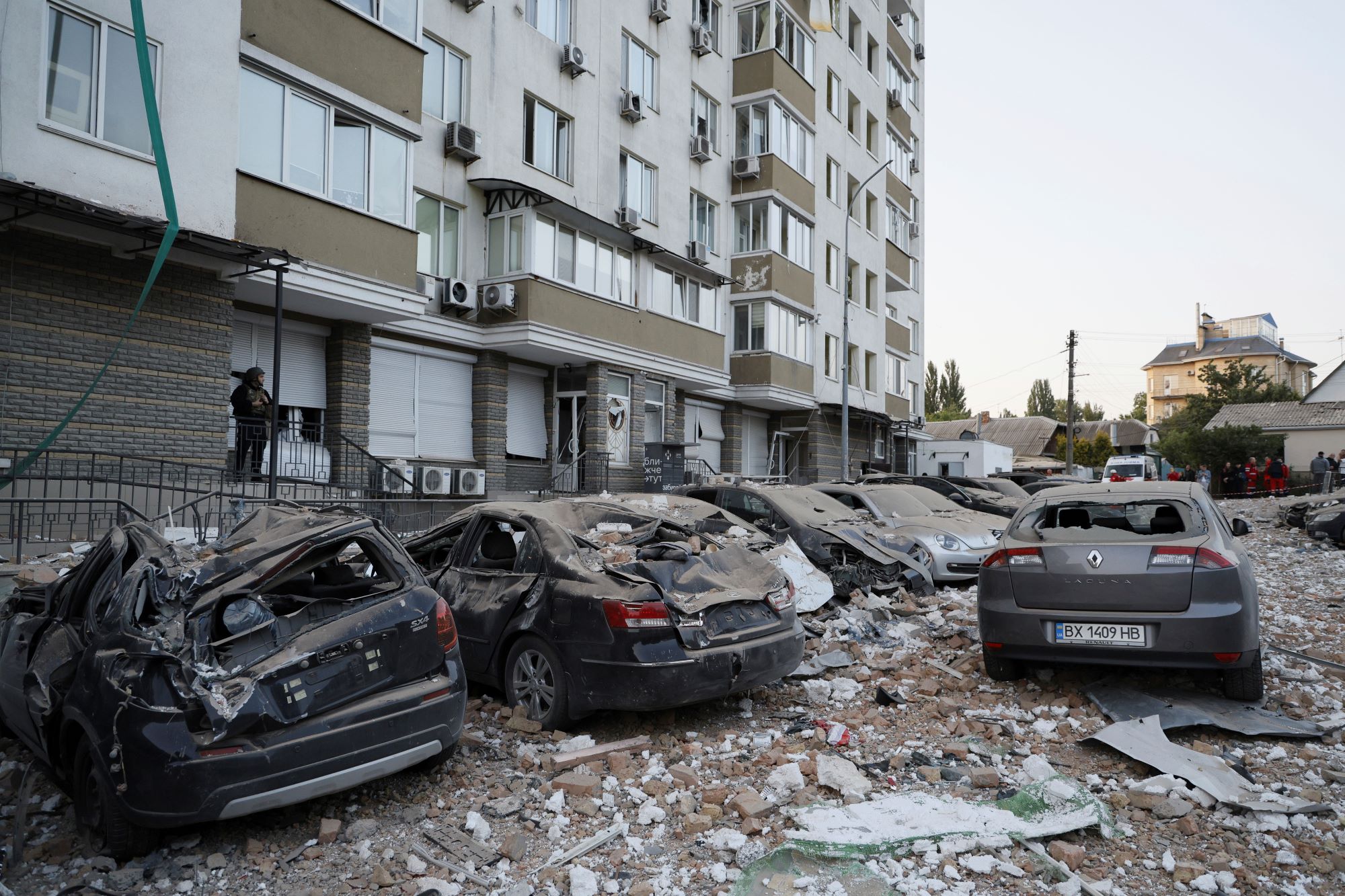 Ουκρανία – Λουγκάνσκ: 4 νεκροί και 16 τραυματίες από ουκρανικό βομβαρδισμό, λένε οι φιλορωσικές αρχές