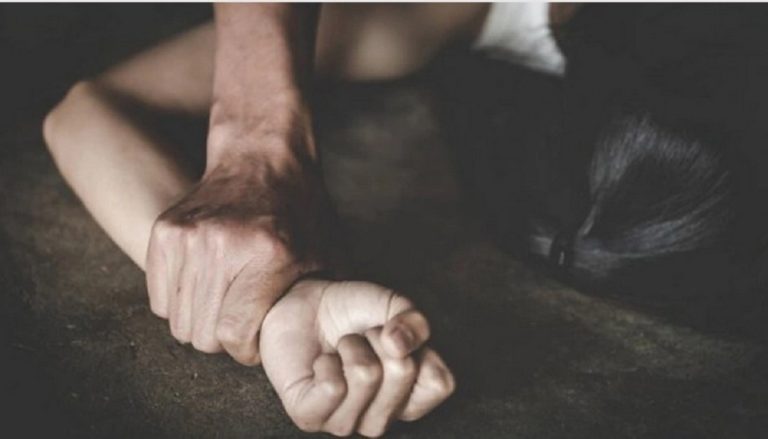 Φρίκη στου Ψυρρή: Οικογενειακός φίλος έδινε ναρκωτικά και βιντεοσκοπούσε το βιασμό ενός ανήλικου αγοριού